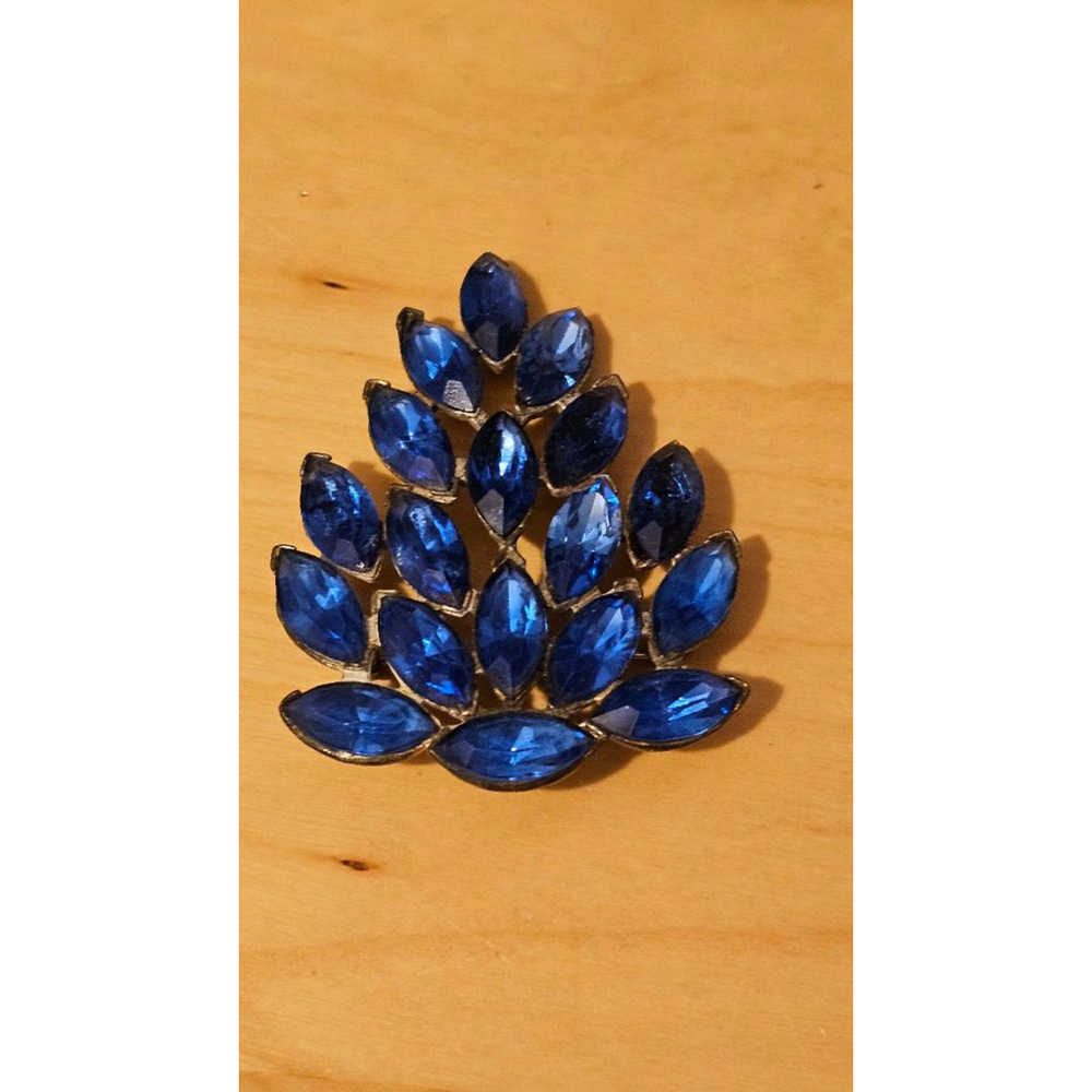Vintage unsigned royal blue navette brooch - Picture 9 of 9